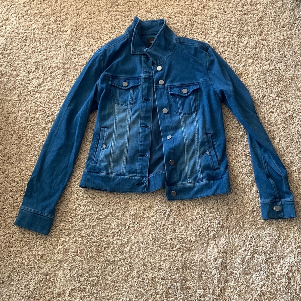 Stretch denim jacket